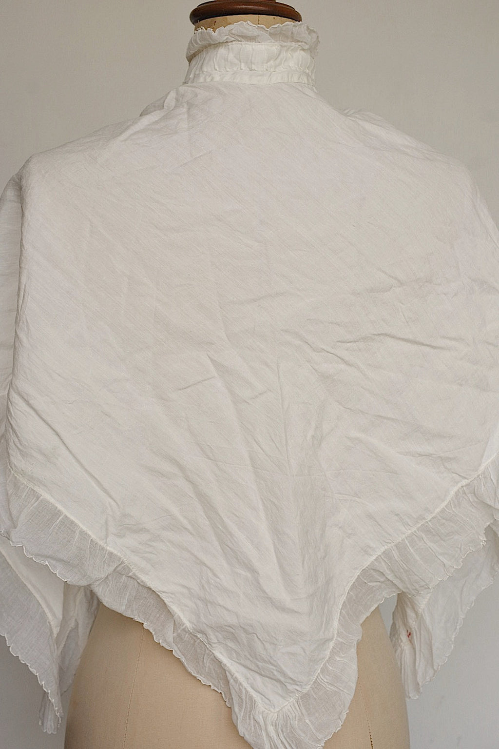 アンティークケープ　antique cape .FR a l'epoque