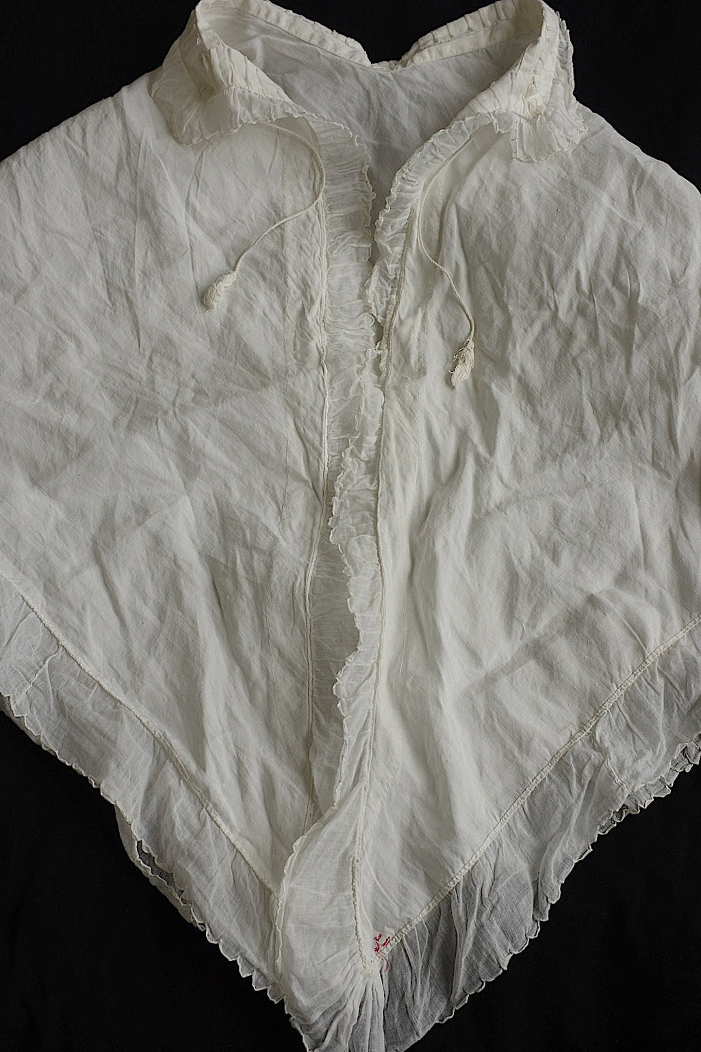 アンティークケープ　antique cape .FR a l'epoque