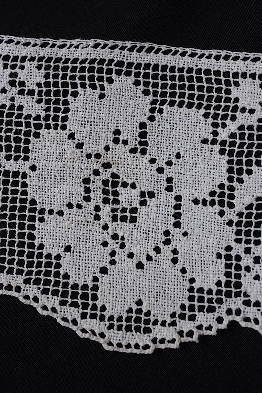 アンティークレース　dentelle ancienne 390cm .FR a l'epoque