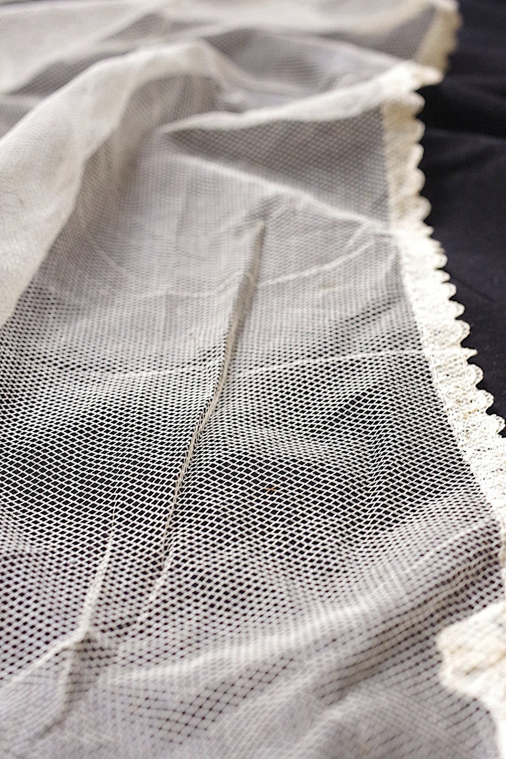 アンティークレース　dentelle ancienne タイ2本 .FR a l'epoque