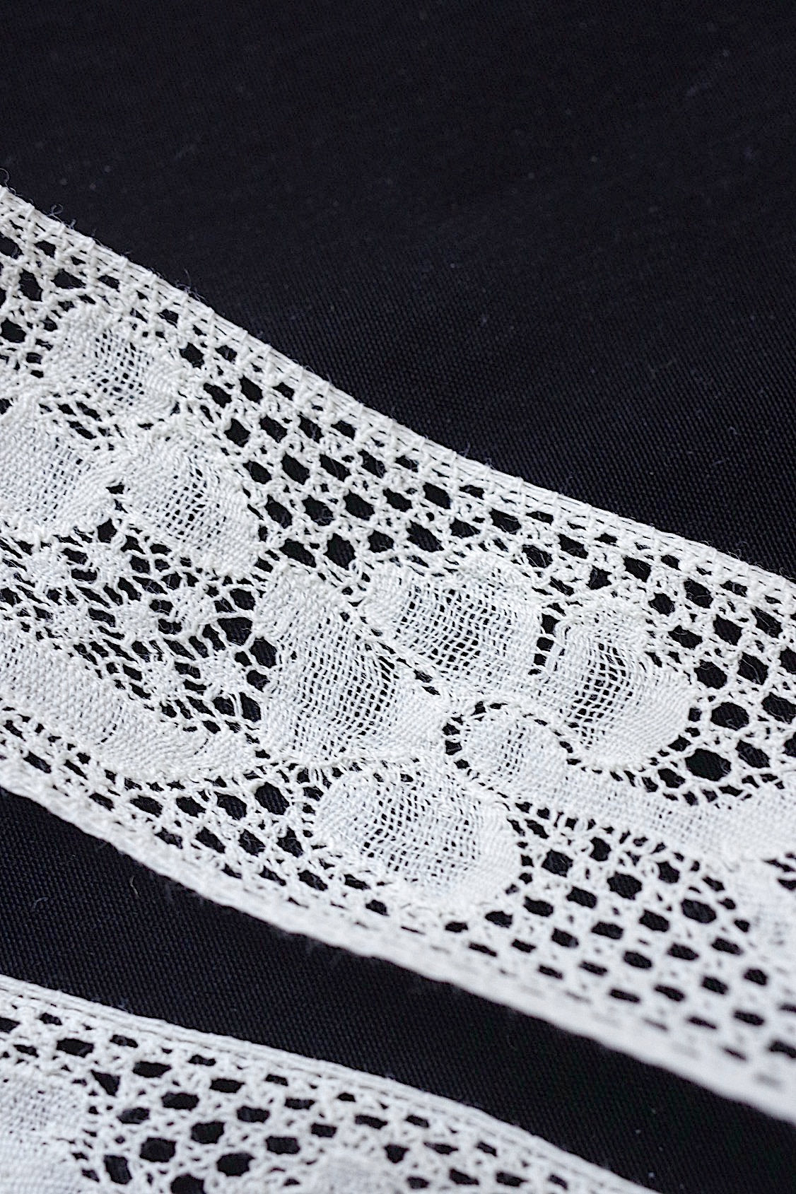 アンティークレース　dentelle ancienne　315cm .FR a l'epoque