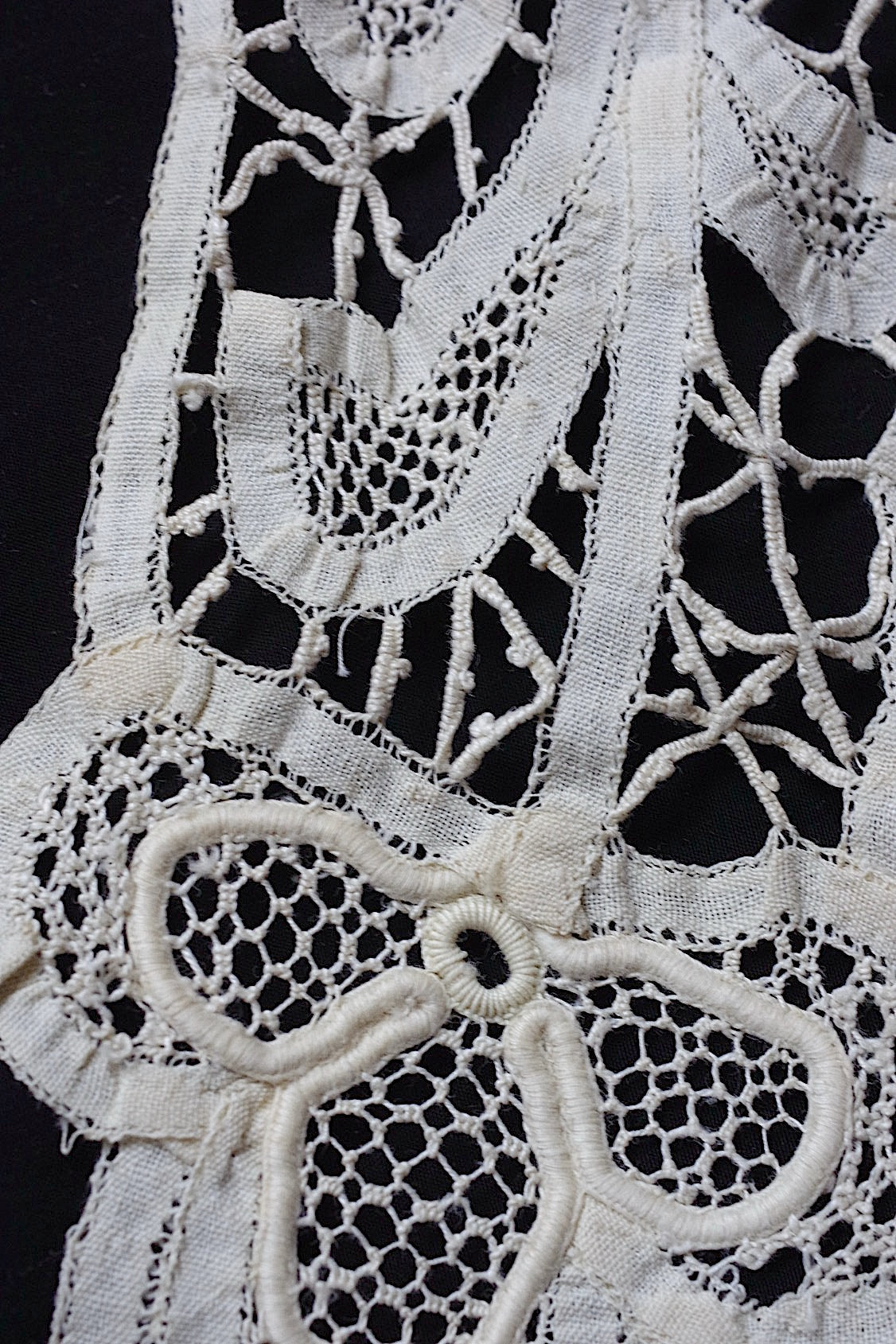 アンティークレース　dentelle ancienne　襟 .FR a l'epoque