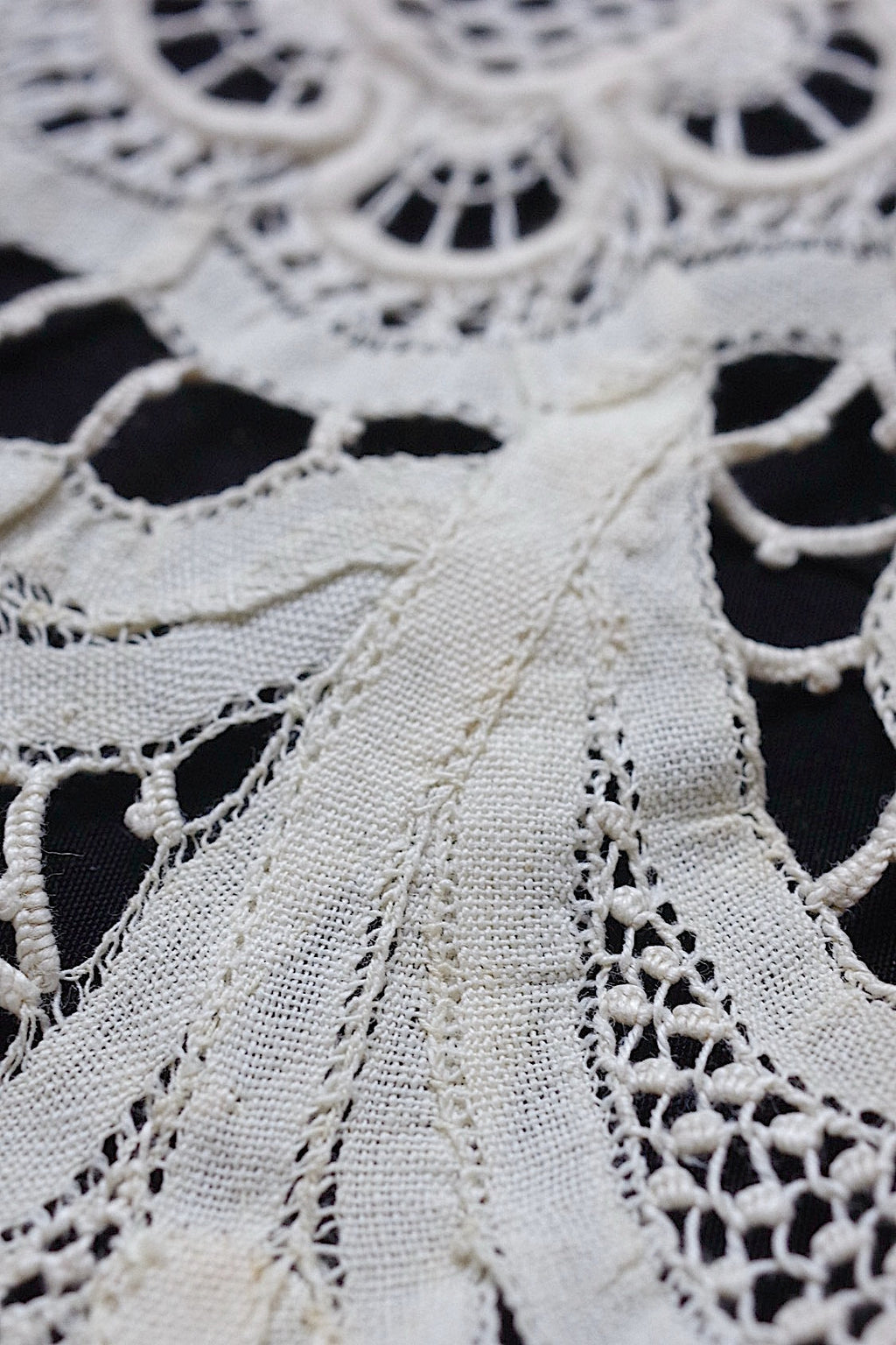 アンティークレース　dentelle ancienne　襟 .FR a l'epoque