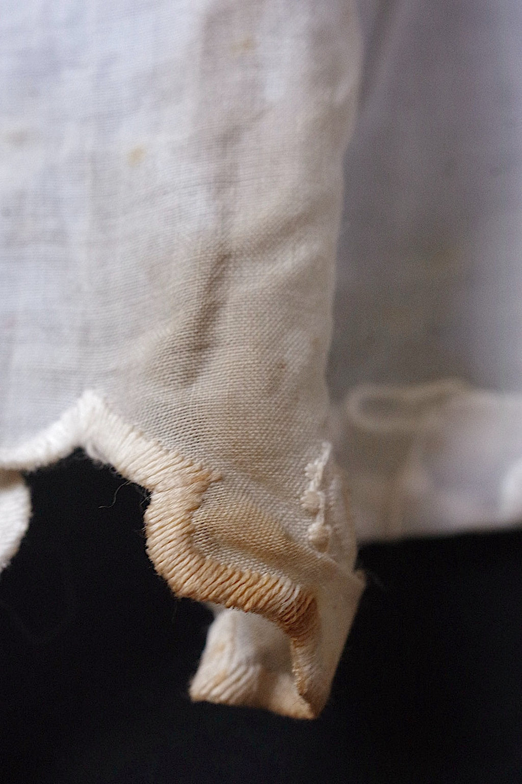 アンティークレース　dentelle ancienne　224cm 90cm .FR a l'epoque