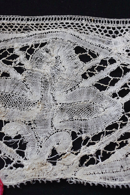 アンティークレース　dentelle ancienne　190cm .FR a l'epoque