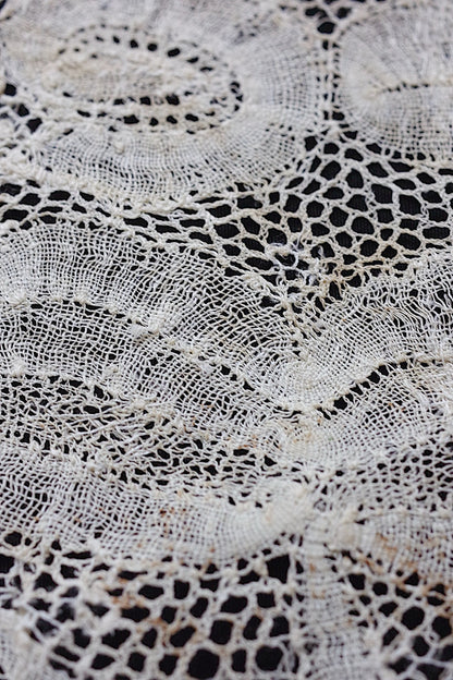 アンティークレース　dentelle ancienne　190cm .FR a l'epoque
