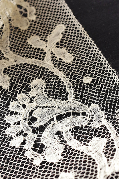 アンティークレース　dentelle ancienne　564cm .FR a l'epoque
