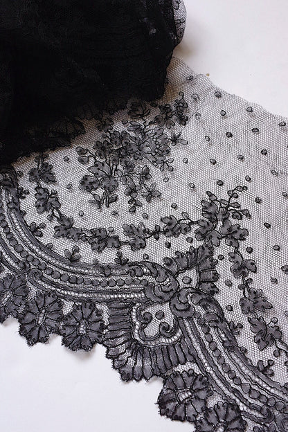 アンティークレース　dentelle ancienne　くろレース　2本 .FR a l'epoque
