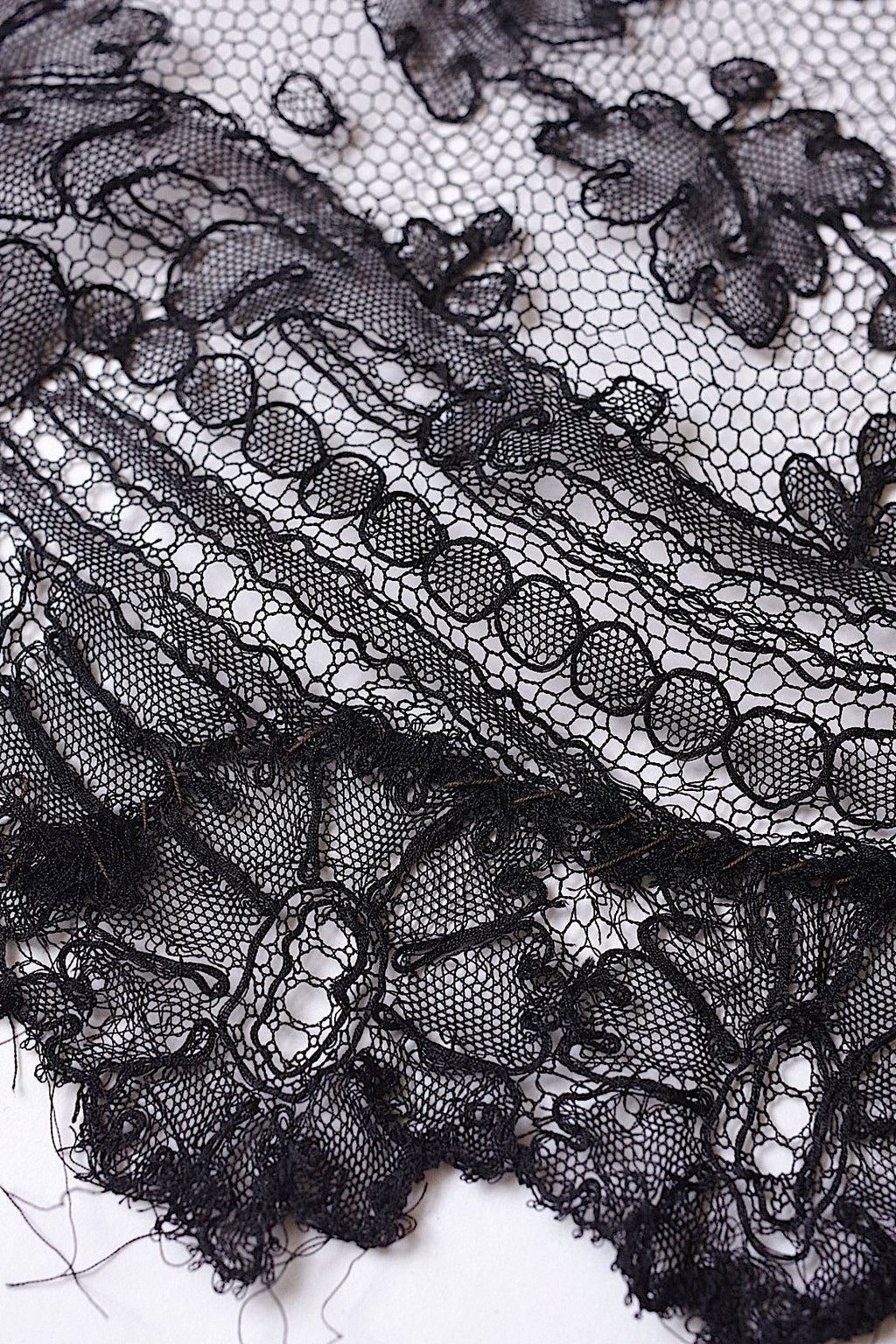 アンティークレース　dentelle ancienne　くろレース　2本 .FR a l'epoque