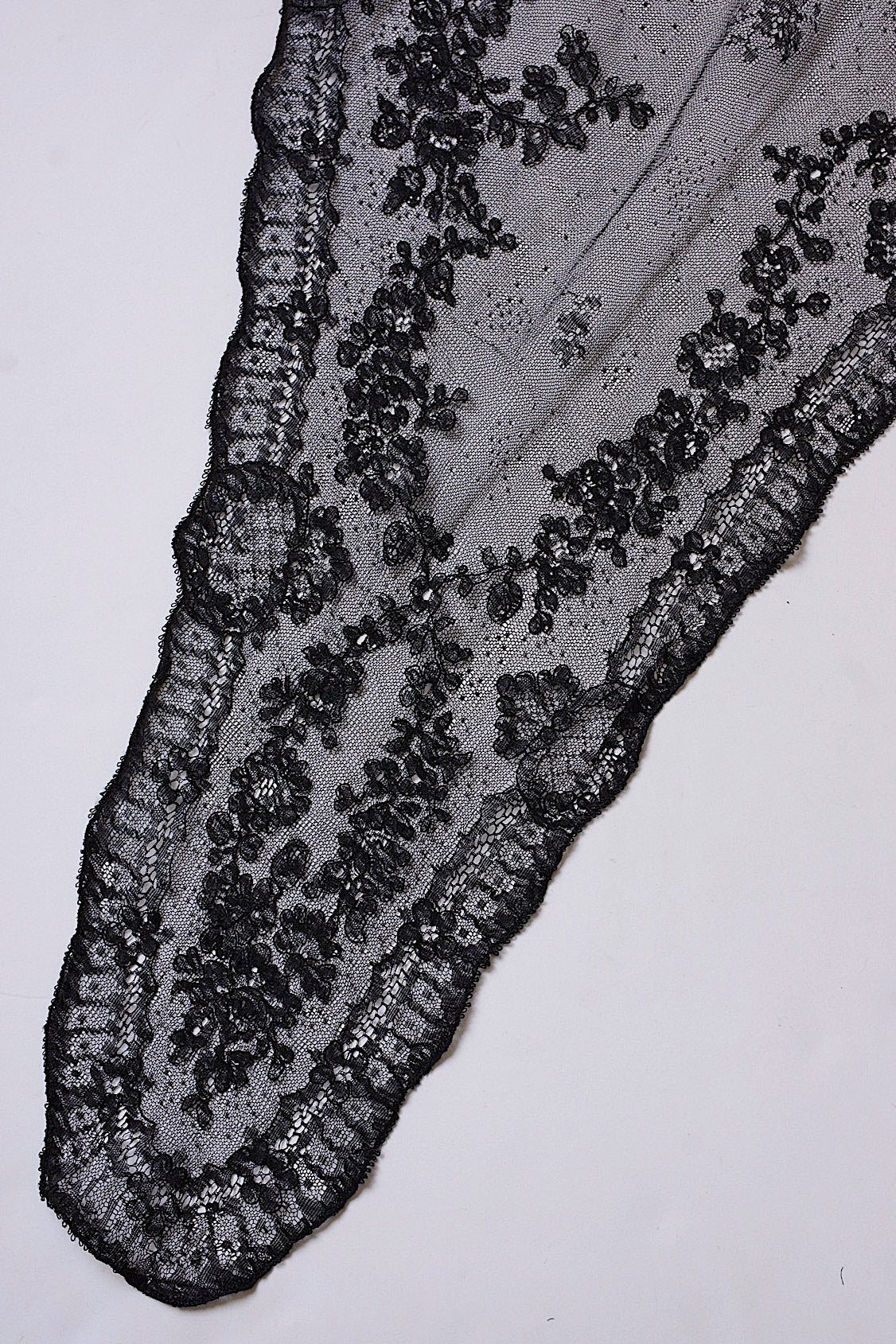 アンティークレース　dentelle ancienne　くろレース　2本 .FR a l'epoque