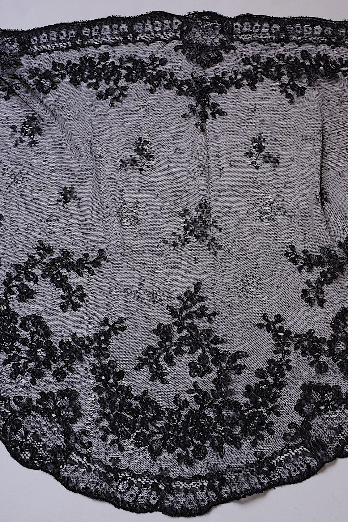 アンティークレース　dentelle ancienne　くろレース　2本 .FR a l'epoque