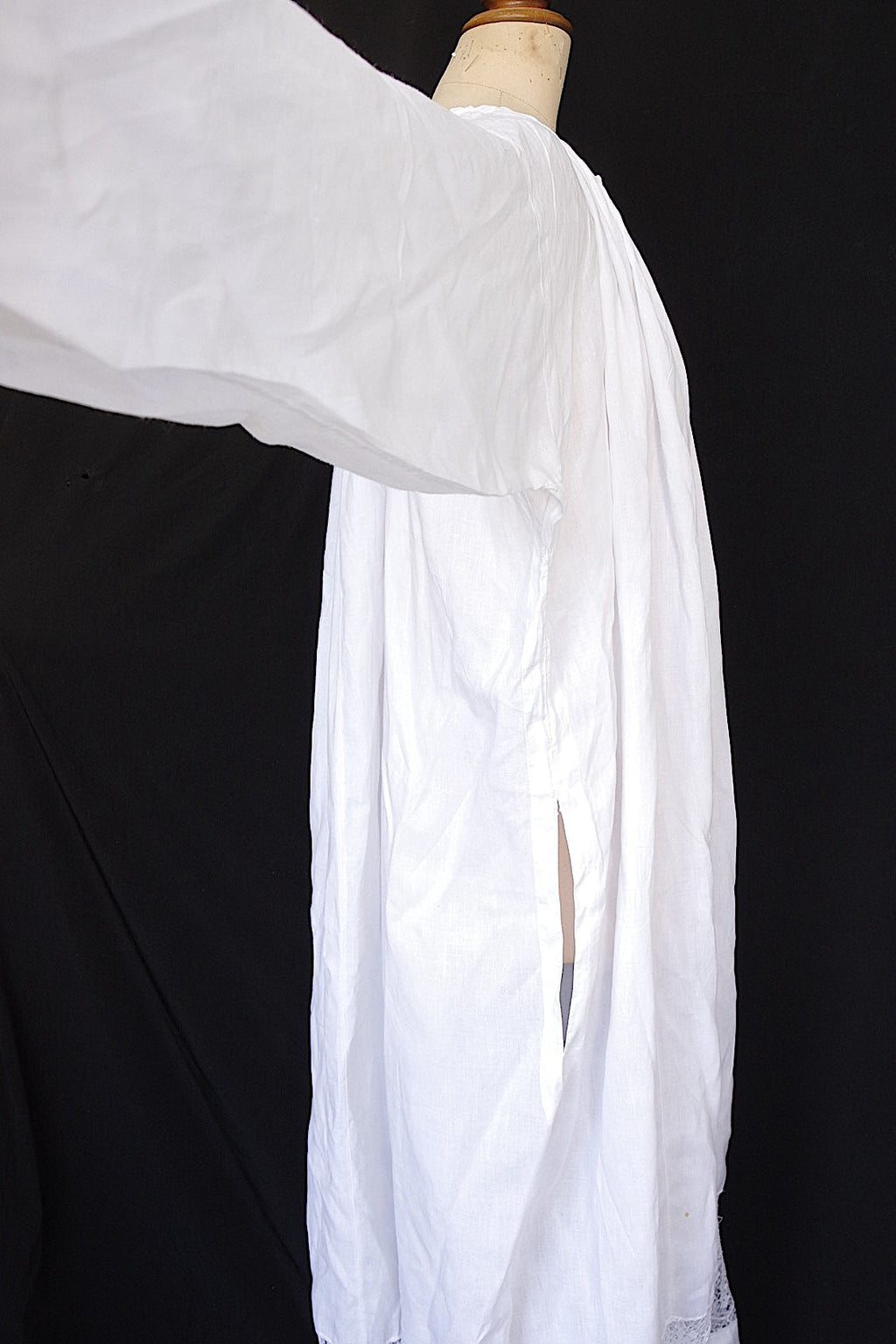 アンティーク司祭服　vêtement antique aube 1 .FR a l'epoque