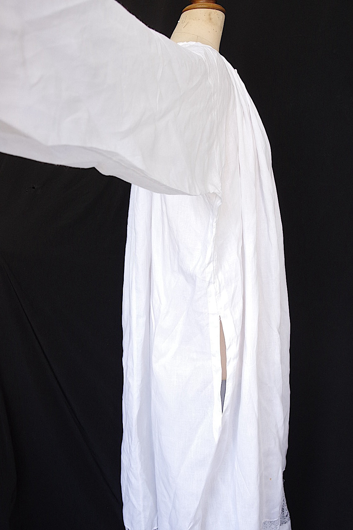 アンティーク司祭服　vêtement antique aube 1 .FR a l'epoque