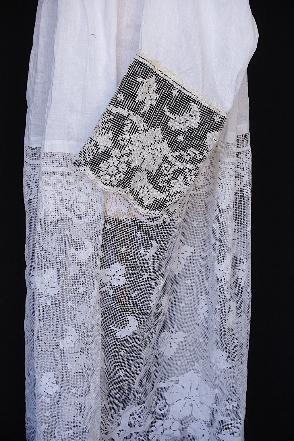 アンティーク司祭服　vêtement antique aube 3 .FR a l'epoque