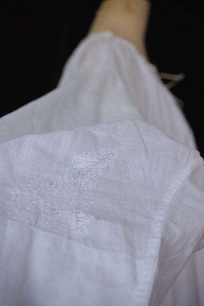 アンティーク司祭服　vêtement antique aube 4 .FR a l'epoque