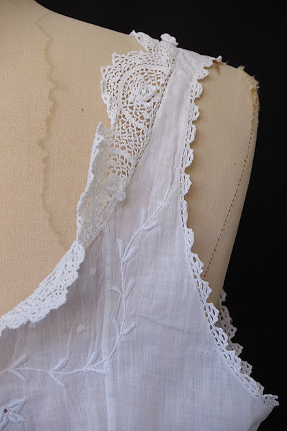 アンティークワンピース　vêtement antique 　 .FR a l'epoque