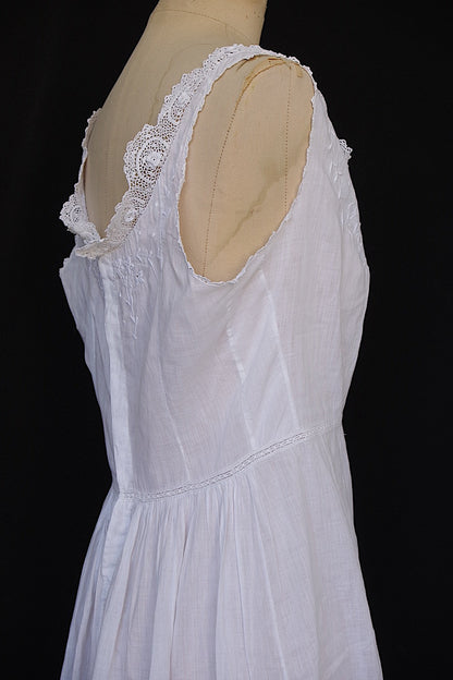 アンティークワンピース　vêtement antique 　 .FR a l'epoque