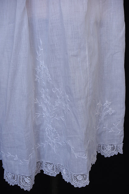 アンティークワンピース　vêtement antique 　 .FR a l'epoque