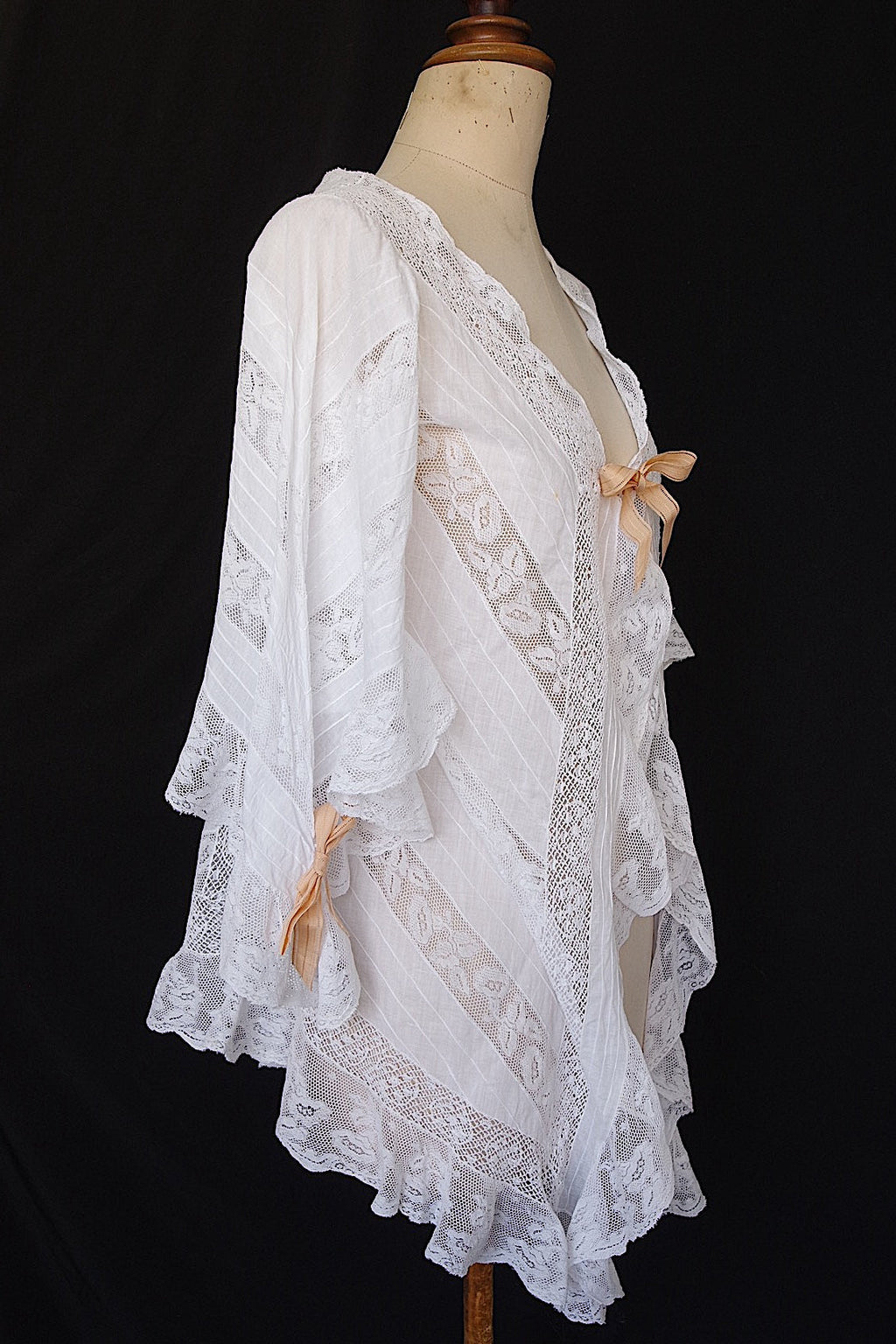 アンティークレース羽織　vêtement antique 　 .FR a l'epoque