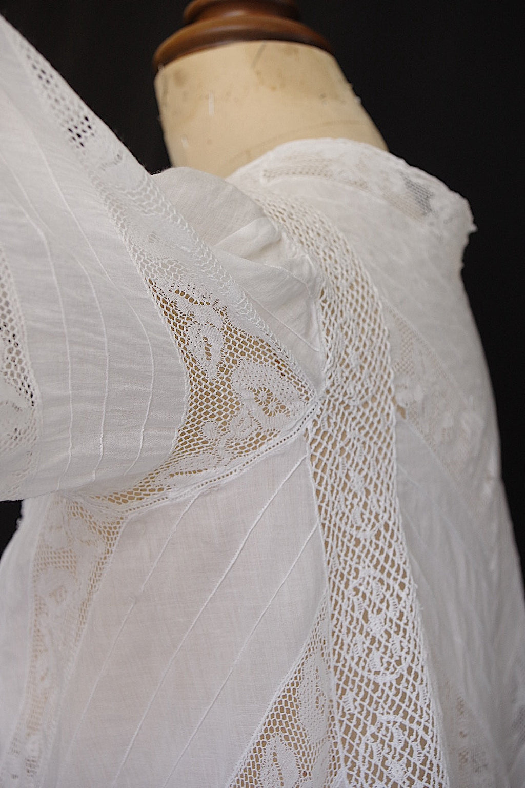 アンティークレース羽織　vêtement antique 　 .FR a l'epoque