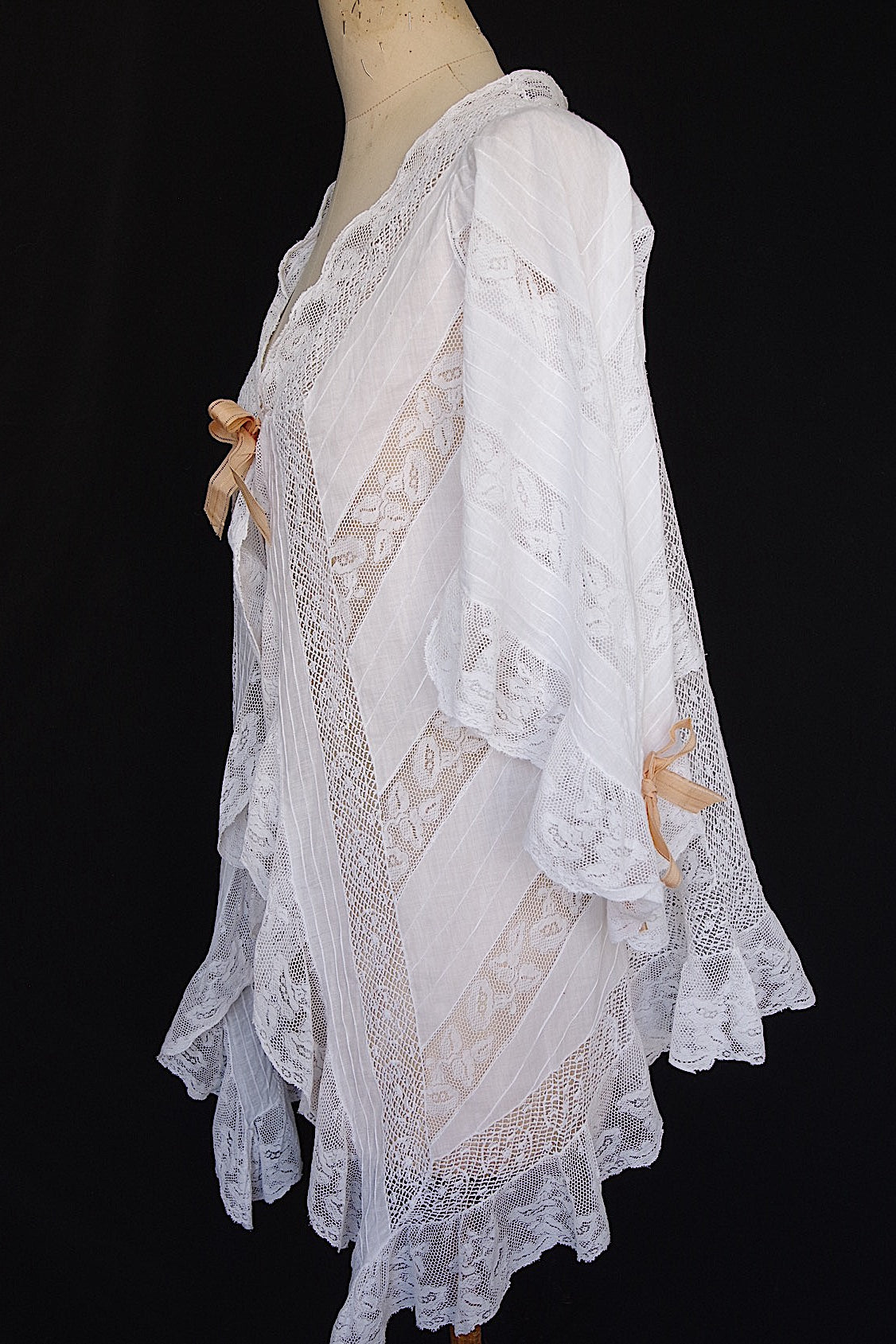 アンティークレース羽織　vêtement antique 　 .FR a l'epoque