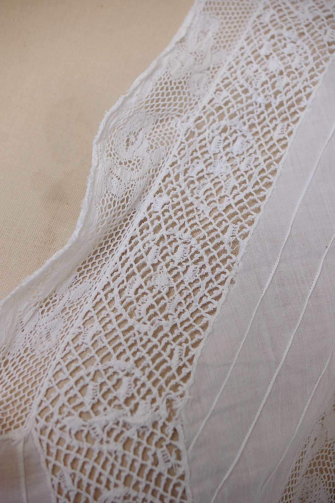 アンティークレース羽織　vêtement antique 　 .FR a l'epoque