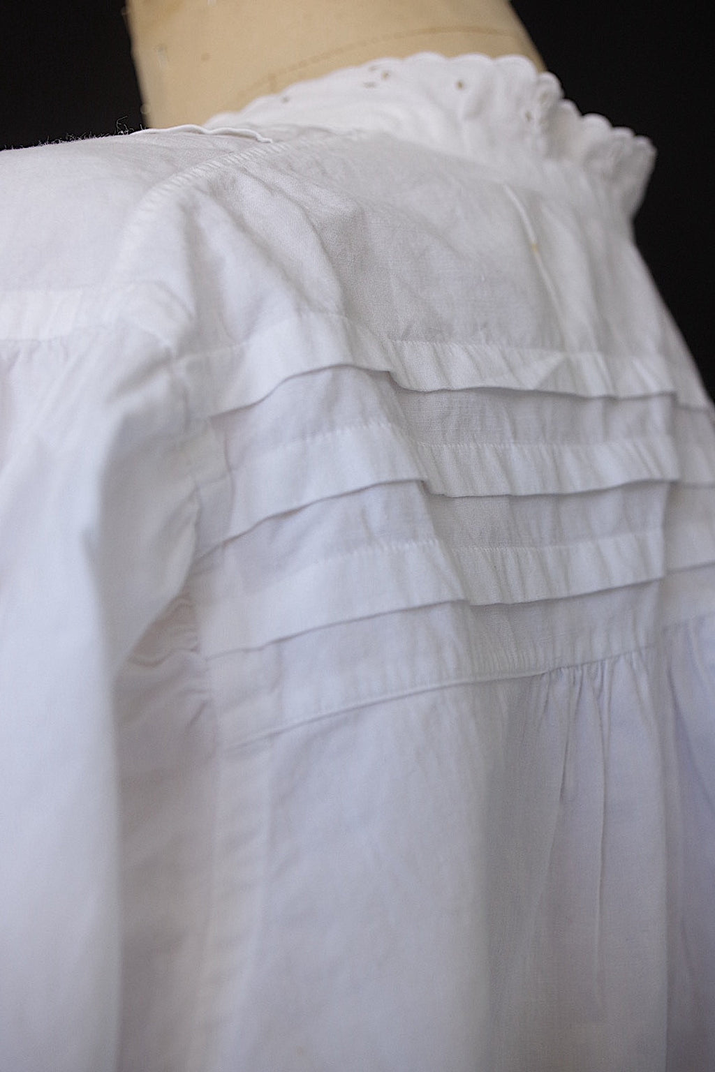 アンティークレースブラウス　vêtement antique 　blouse1 .FR a l'epoque