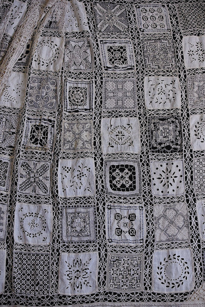 アンティーククロス　素材、回収用 antique  For materials　1 .FR a l'epoque