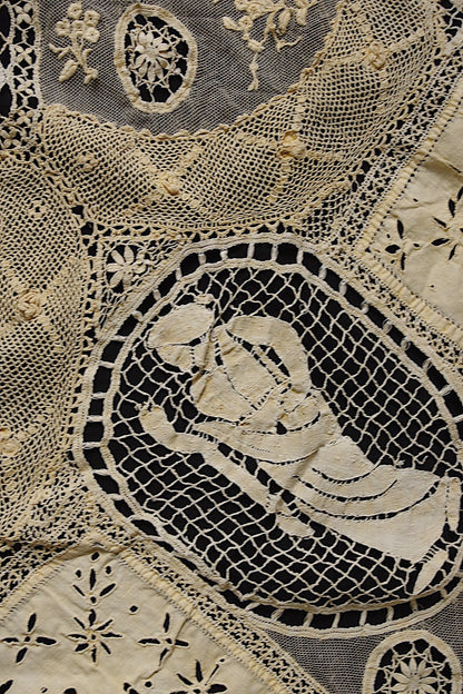 アンティーククロス　素材、回収用　antique  For materials2 .FR a l'epoque