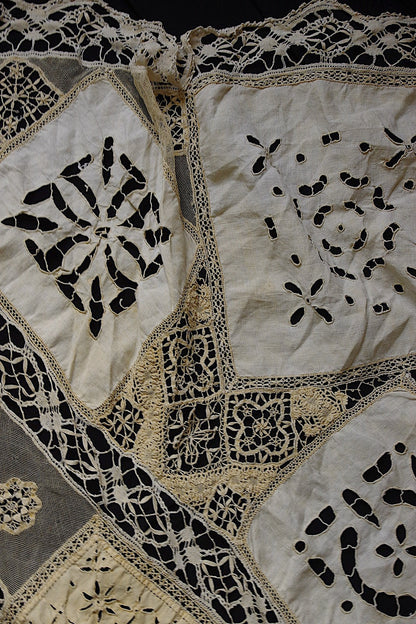 アンティーククロス　素材、回収用　antique  For materials2 .FR a l'epoque