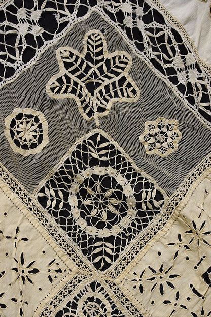 アンティーククロス　素材、回収用　antique  For materials2 .FR a l'epoque