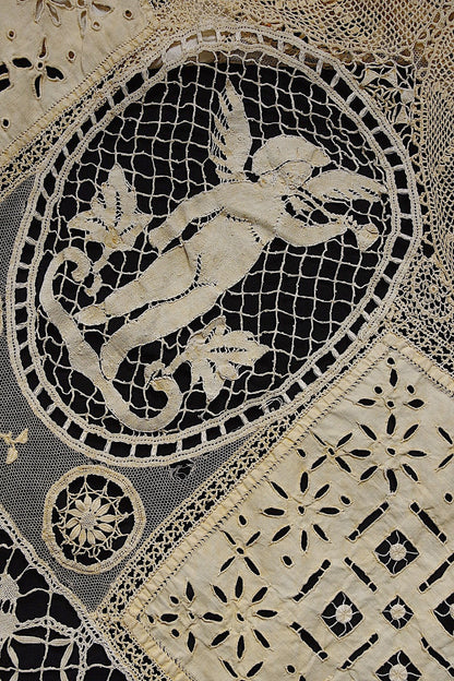 アンティーククロス　素材、回収用　antique  For materials2 .FR a l'epoque