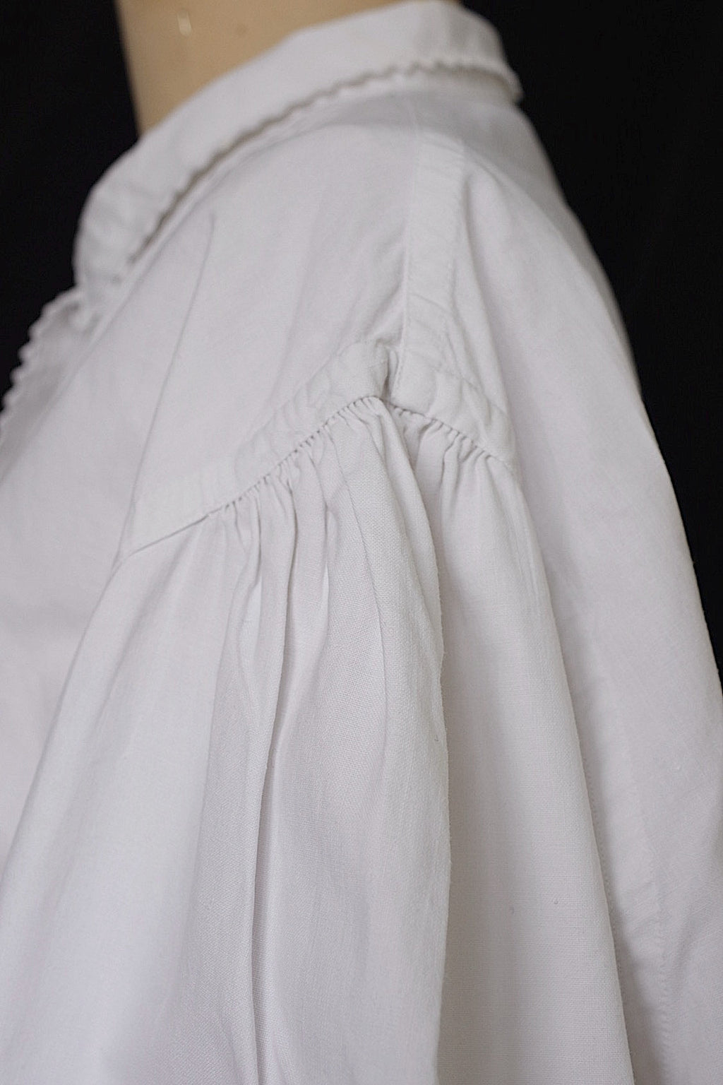 アンティークブラウス　antique vêtement  1 .FR a l'epoque