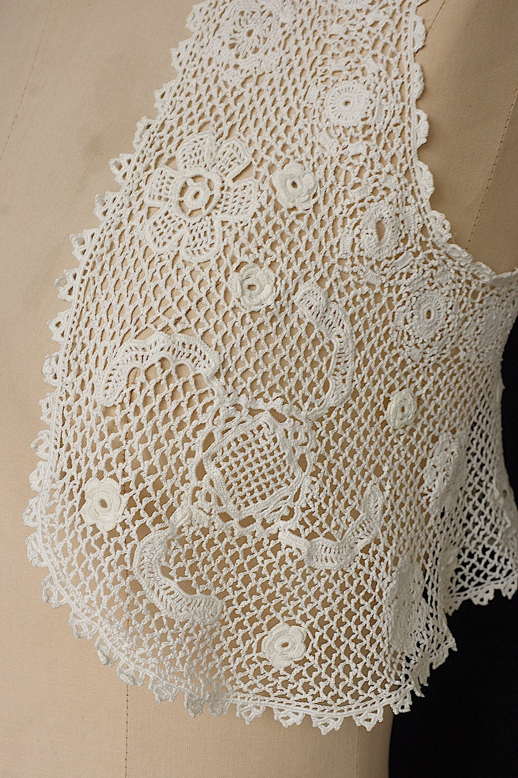 アンティークジレ　antique vêtement  クロシェジレ .FR a l'epoque