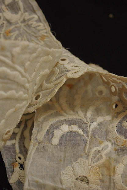 アンティークレース　dentelle ancienne 刺繍レース .FR a l'epoque
