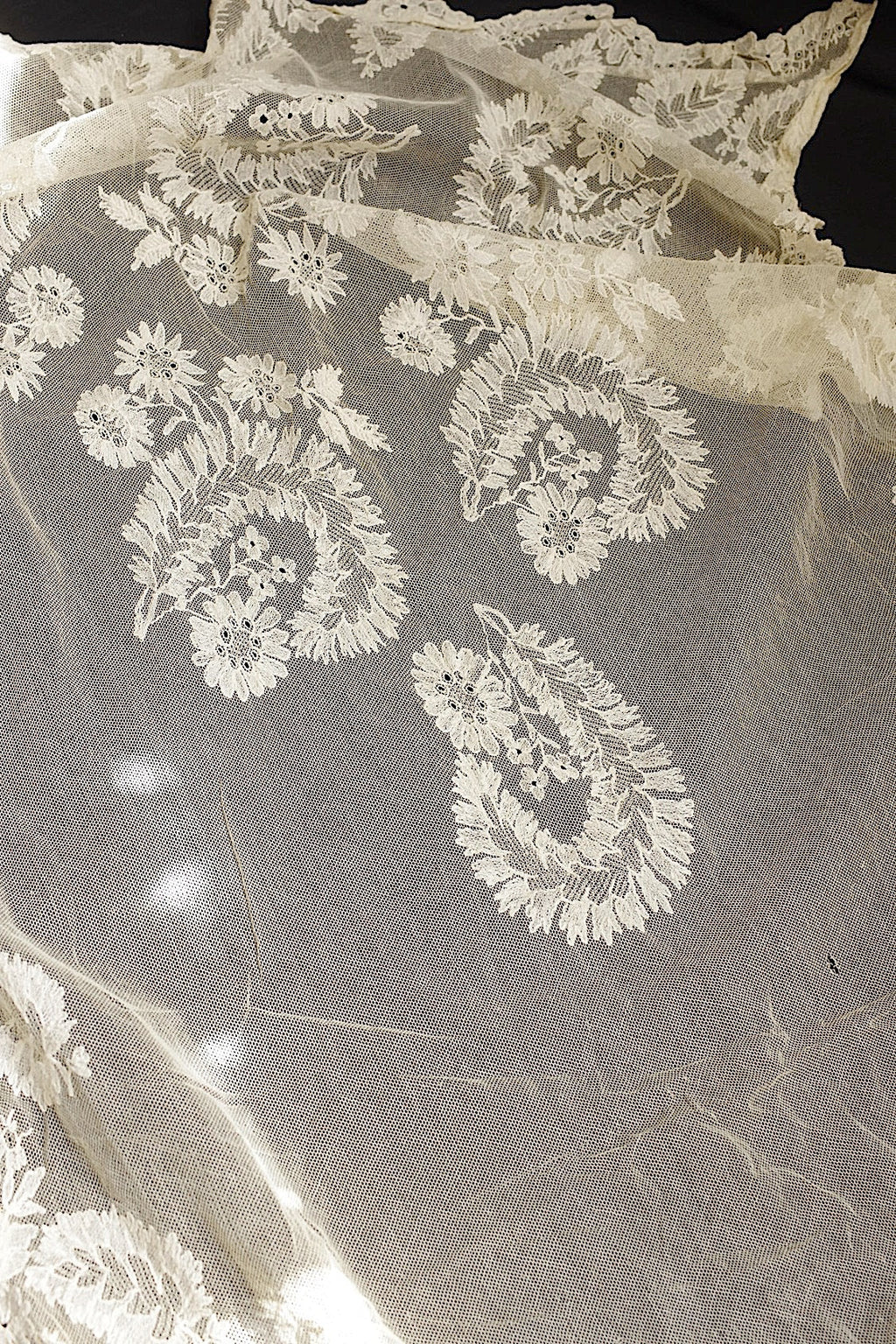 アンティークレース　dentelle ancienne ショール1 .FR a l'epoque