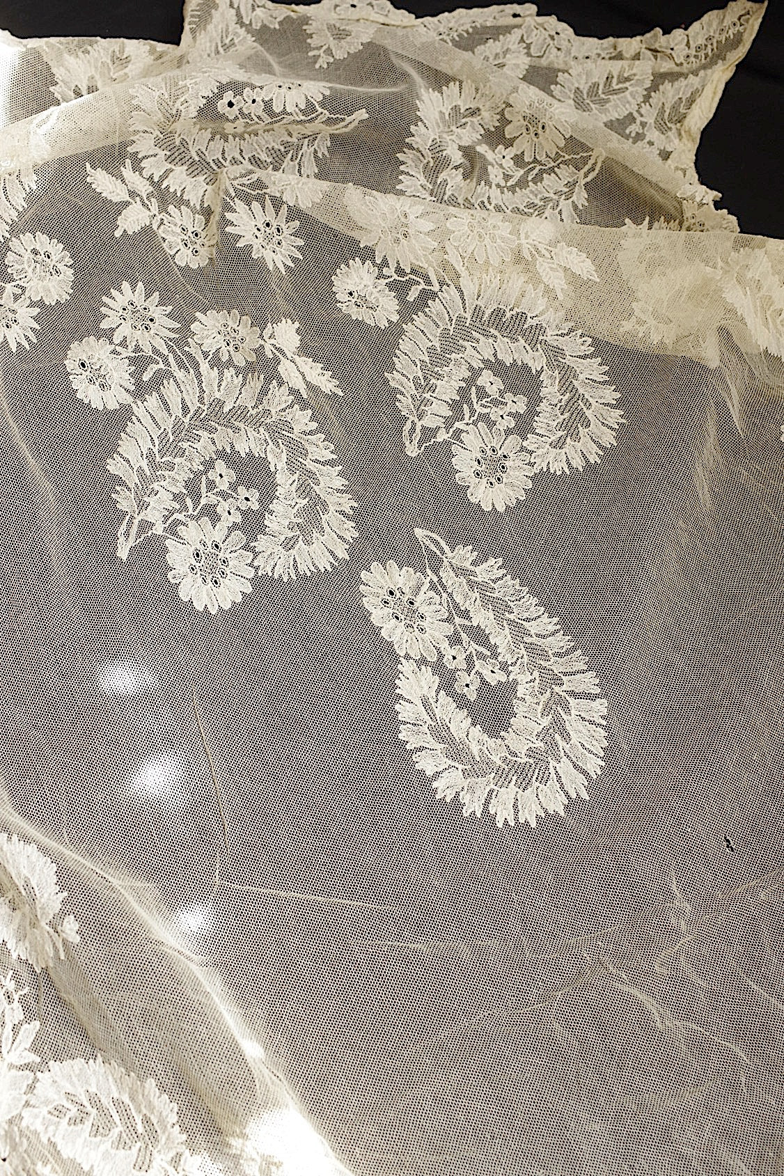 アンティークレース　dentelle ancienne ショール1 .FR a l'epoque