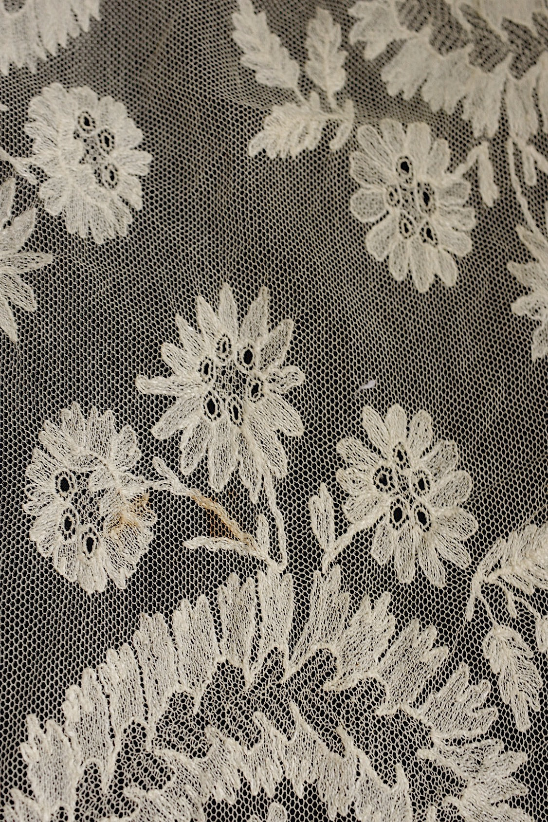 アンティークレース　dentelle ancienne ショール1 .FR a l'epoque