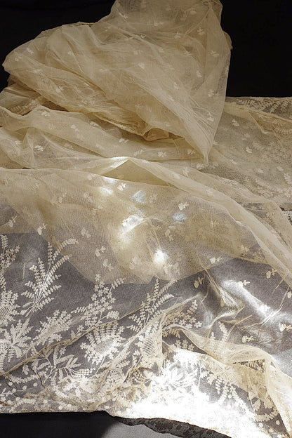 アンティークレース　dentelle ancienne ショール2 .FR a l'epoque