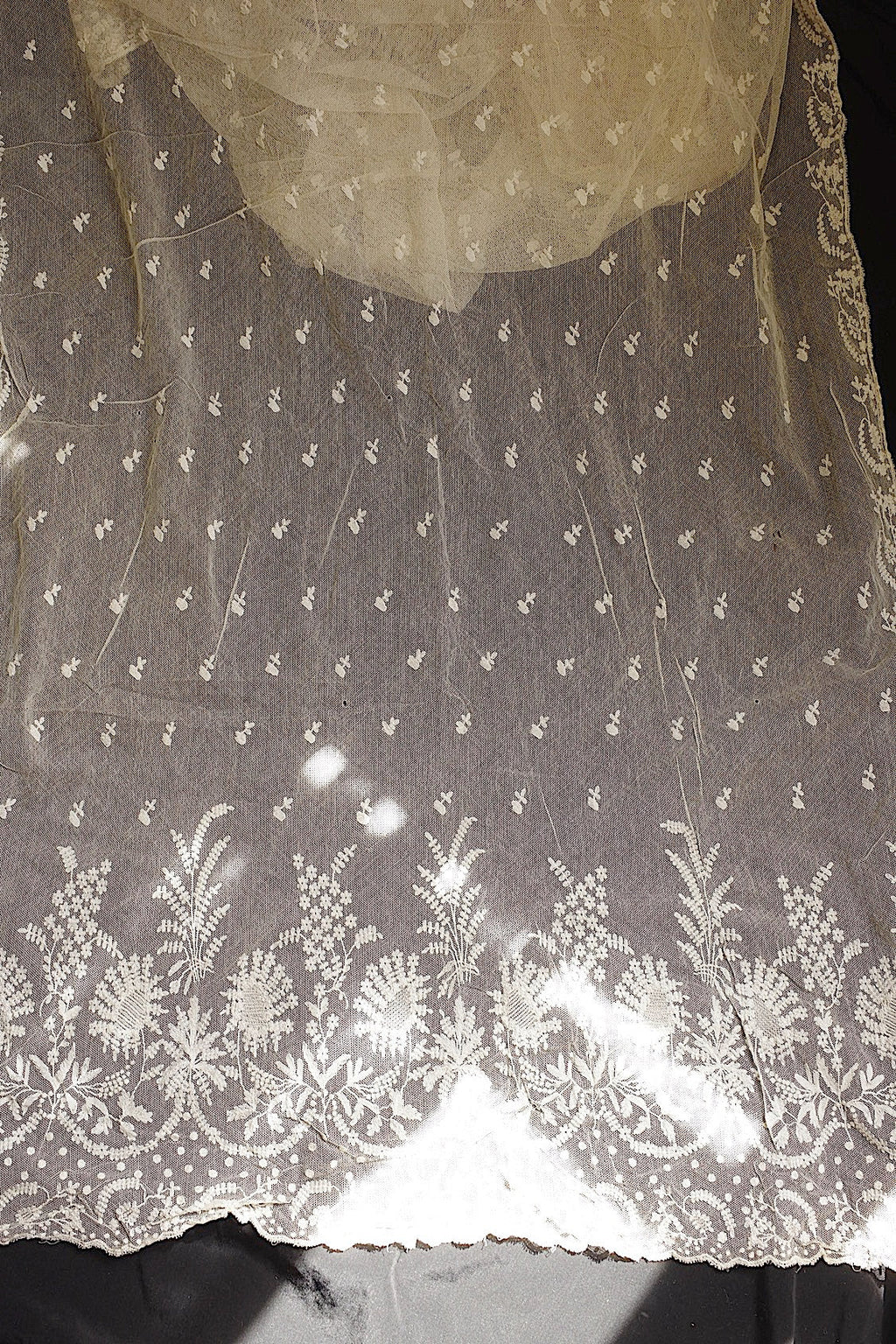 アンティークレース　dentelle ancienne ショール2 .FR a l'epoque