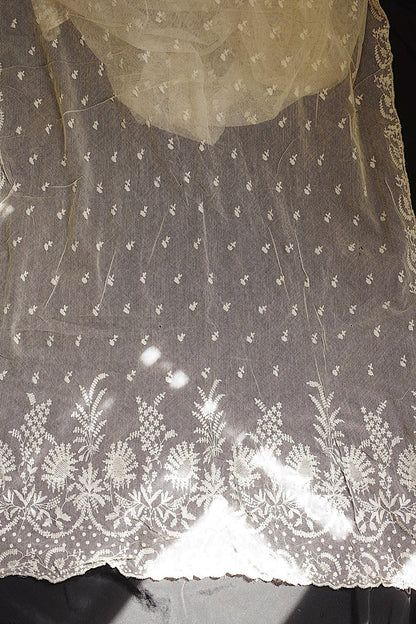 アンティークレース　dentelle ancienne ショール2 .FR a l'epoque