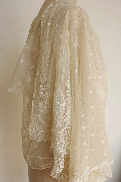 アンティークレース　dentelle ancienne ショール2 .FR a l'epoque