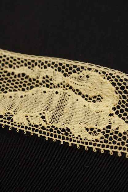 アンティークレース　dentelle ancienne 565cm .FR a l'epoque