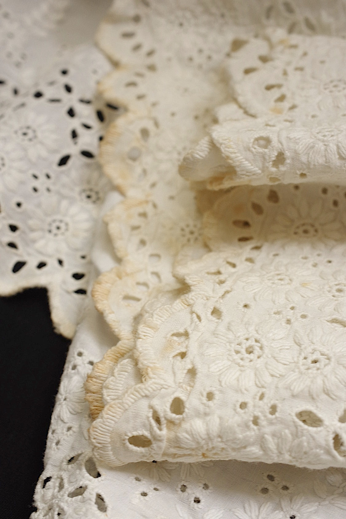 アンティークレース　dentelle ancienne 220cm .FR a l'epoque