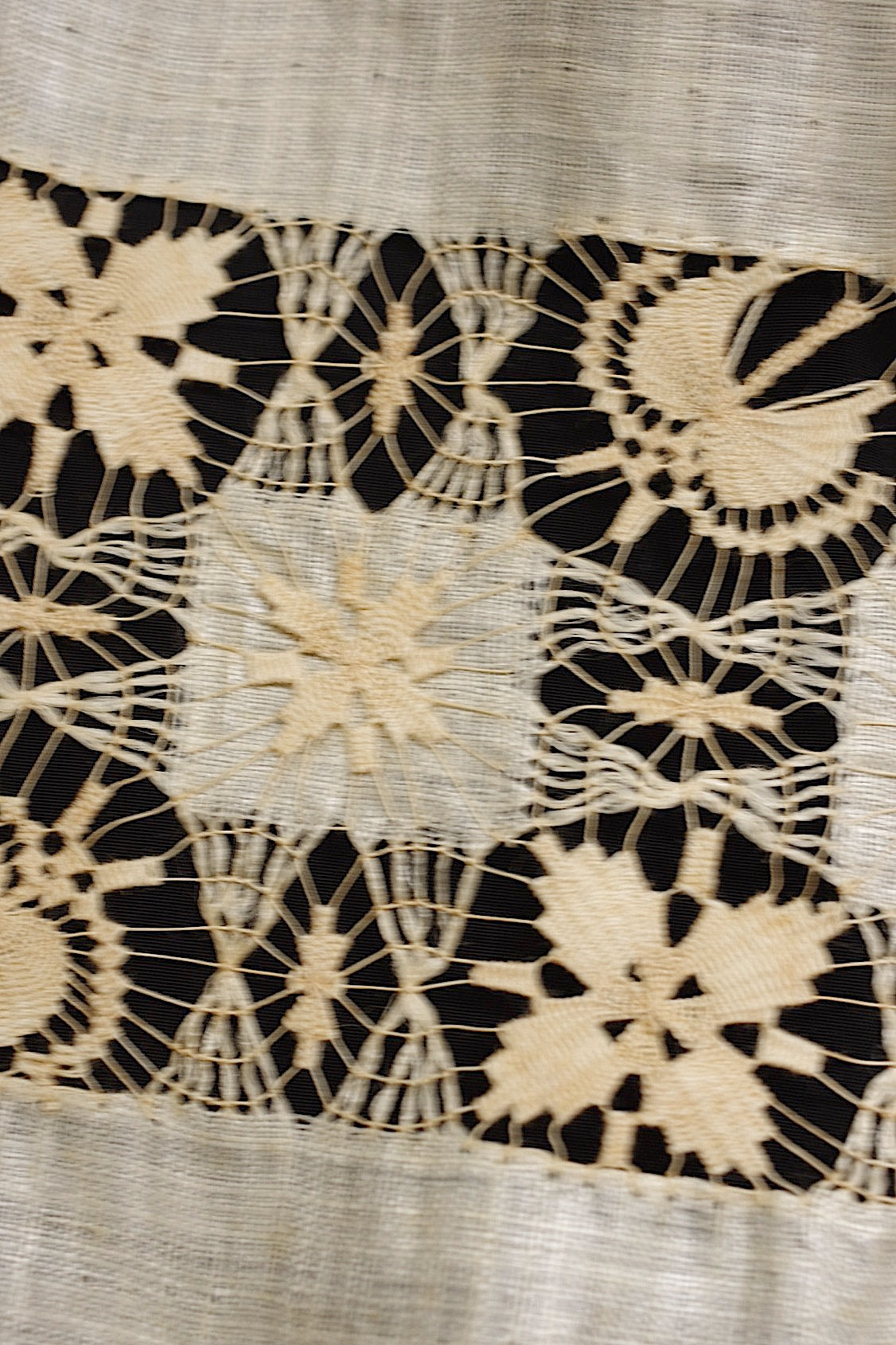 アンティークレース　dentelle ancienne 322cm .FR a l'epoque