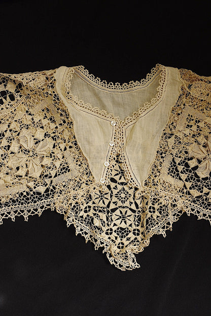 アンティークレース　dentelle ancienne つけ襟1 .FR a l'epoque