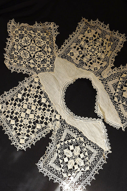 アンティークレース　dentelle ancienne つけ襟1 .FR a l'epoque