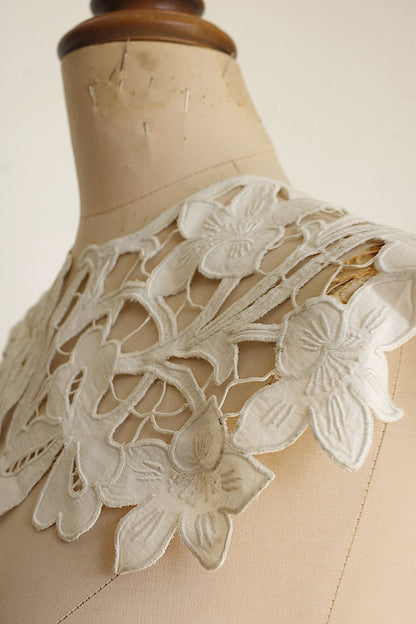 アンティークレース　dentelle ancienne つけ襟2 .FR a l'epoque