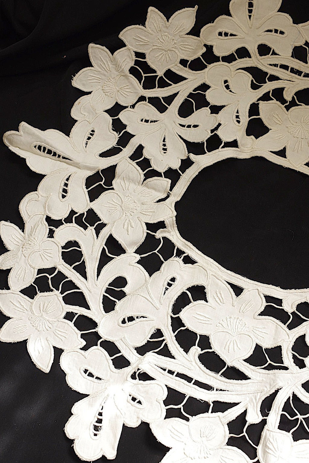 アンティークレース　dentelle ancienne つけ襟2 .FR a l'epoque