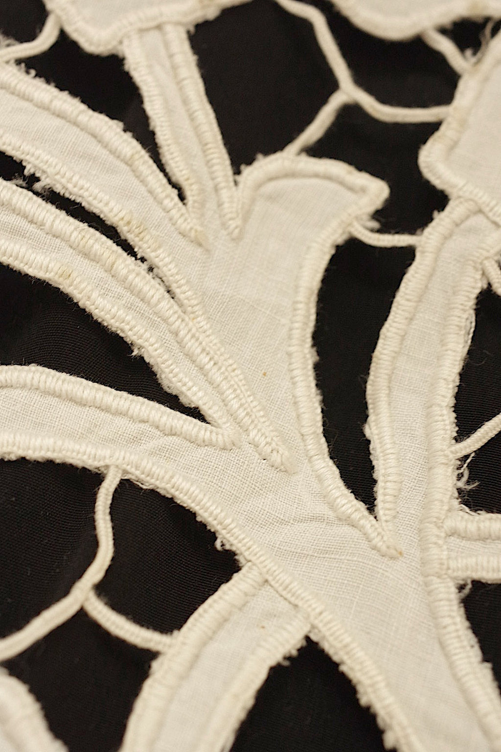 アンティークレース　dentelle ancienne つけ襟2 .FR a l'epoque